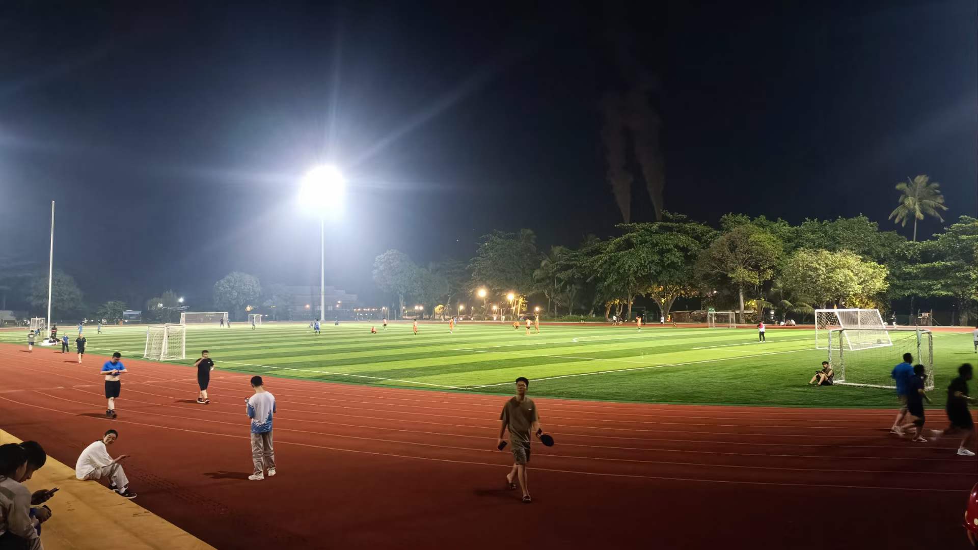 1702174113323856.jpg 706497772943aaf515983854320aa77f.jpg