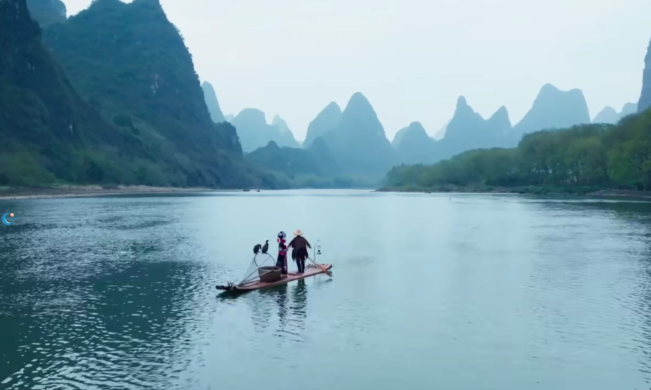 广西三月三:壮乡歌圩,共绘民族团结画卷 广西三月三:壮乡歌圩,共绘民族团结画卷