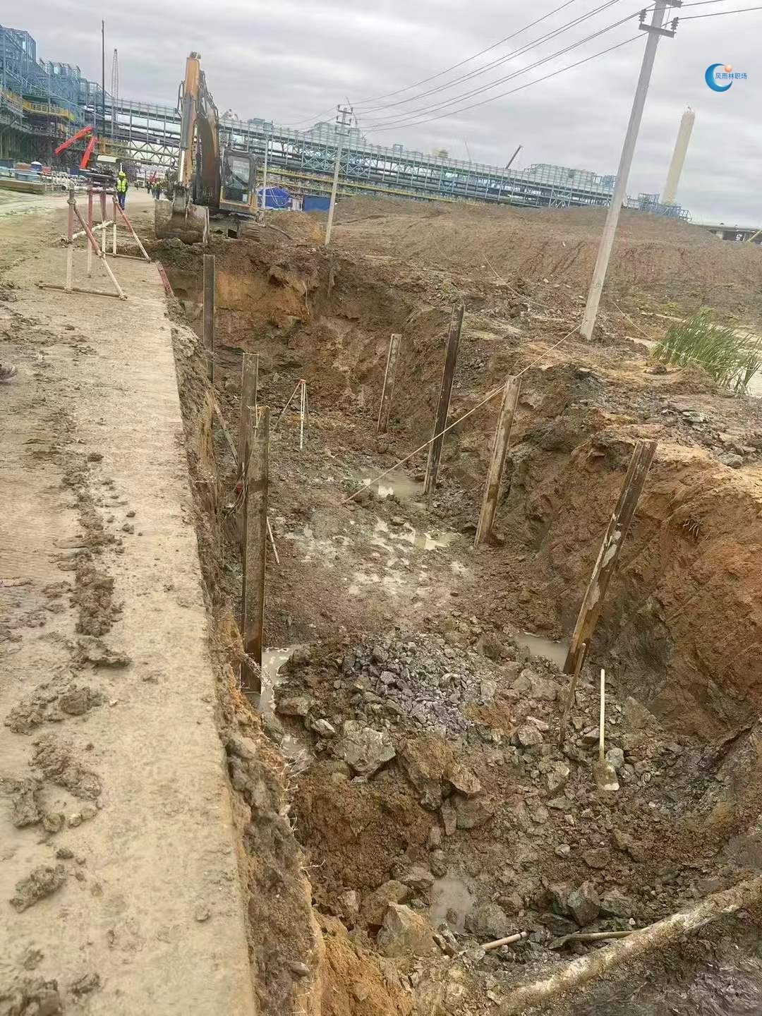 1760685129123097.jpg 133179742dcc85e308357d7ce4a77fb7.jpg